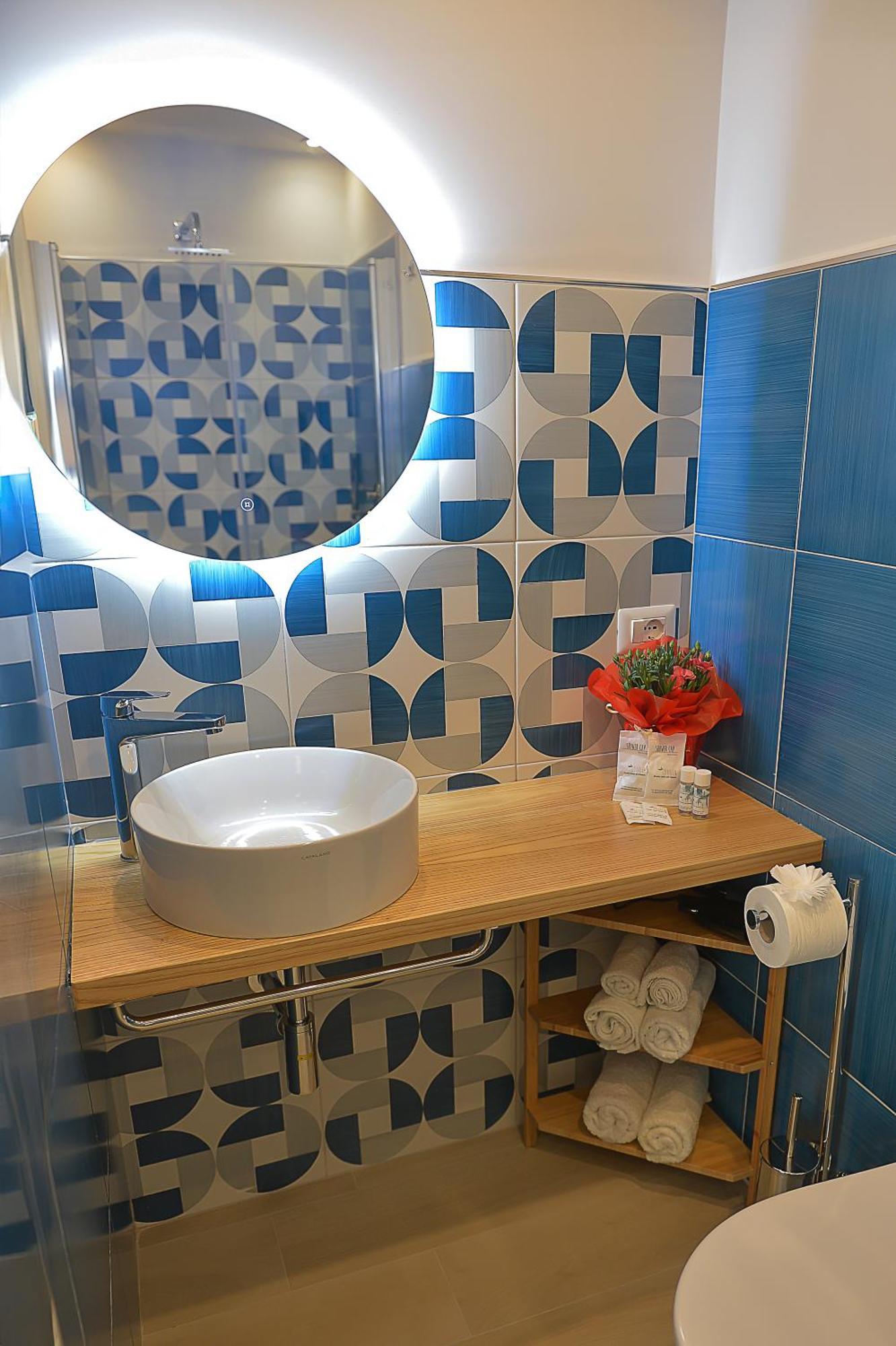 Charming Rooms Amalfi Coast Maiori Bagian luar foto